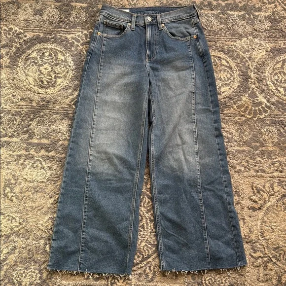 Gap High Rise Stride Wide-Leg Ankle Jeans Size 26/2R - Picture 2 of 10